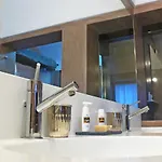 Zubebi Rezort 4*