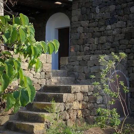 Zubebi Resort 4*